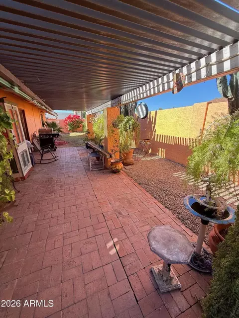 Exterior - 1756 W Echo Ln, Phoenix, AZ 85021 photo 7 of 8