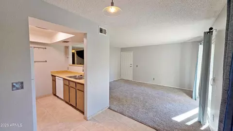 616 S Hardy Dr #116, Tempe, AZ 85281
