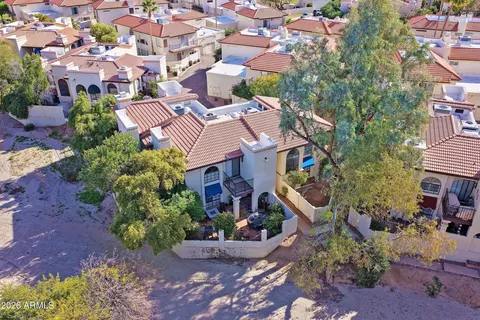 View/Area - 5036 E Siesta Dr #1, Phoenix, AZ 85044 photo 2 of 9