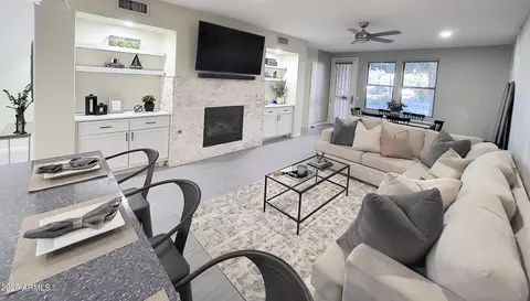 15221 N Clubgate Dr #1128, Scottsdale, AZ 85254