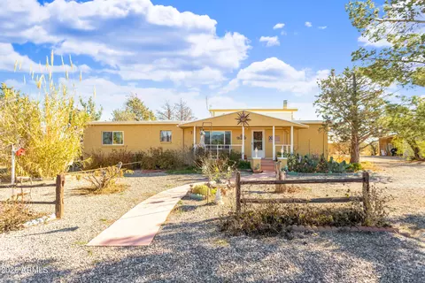5681 S Moson Rd, Hereford, AZ 85615