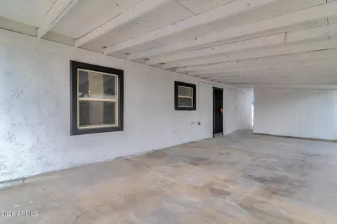 Exterior - 2334 W Morten Ave, Phoenix, AZ 85021 photo 14 of 18