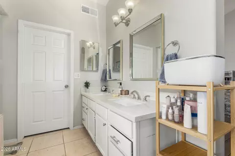 Bath - 4457 E Verbena Dr, Phoenix, AZ 85044 photo 1 of 3