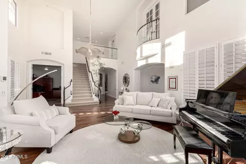 Living - 4124 E Pullman Rd, Cave Creek, AZ 85331 photo 2 of 3