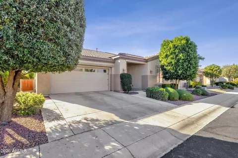 4521 E Carob Dr, Gilbert, AZ 85298 photo 2