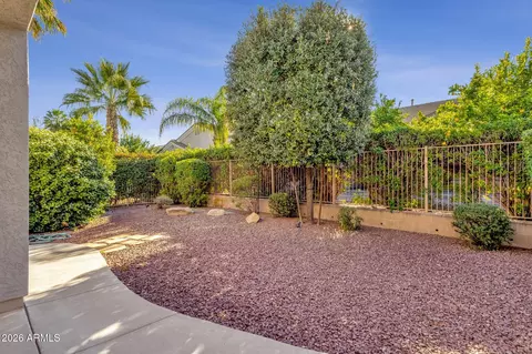 4521 E Carob Dr, Gilbert, AZ 85298 photo 22