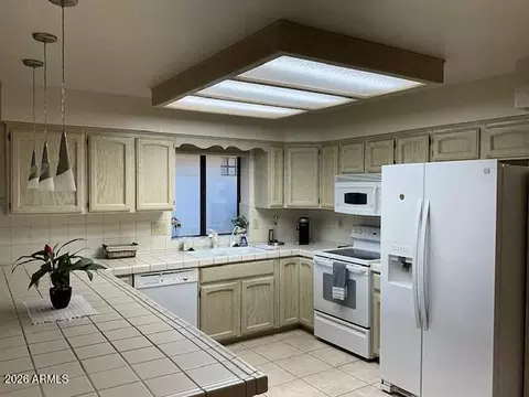 Kitchen - 8255 E Kiva Ave #454, Mesa, AZ 85209 photo 1 of 3