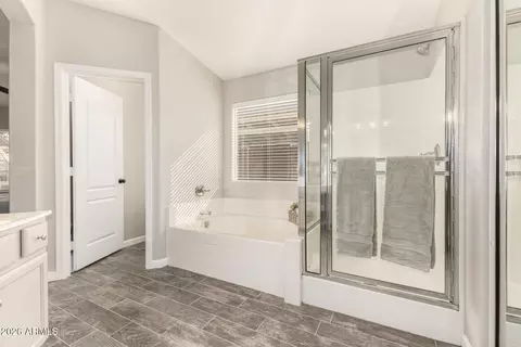 Bath - 5630 E Glade Ave, Mesa, AZ 85206 photo 2 of 3