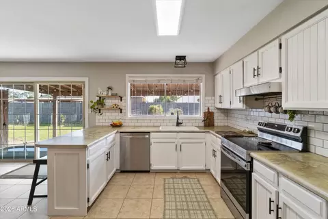 Kitchen - 2165 E Hampton Ave, Mesa, AZ 85204 photo 1 of 2