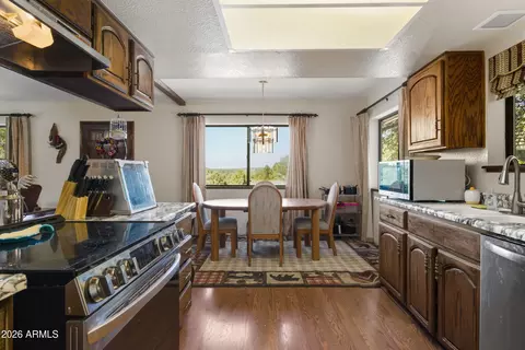 Kitchen - 607 E Drowsey Cir, Payson, AZ 85541 photo 3 of 4