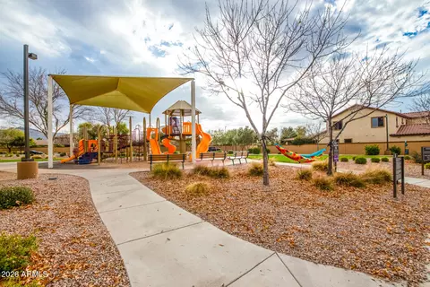 View/Area - 2874 E Isaiah Ave, Gilbert, AZ 85298 photo 4 of 5