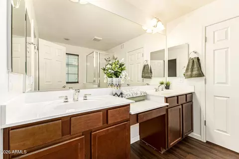 Bath - 2874 E Isaiah Ave, Gilbert, AZ 85298 photo 1 of 4