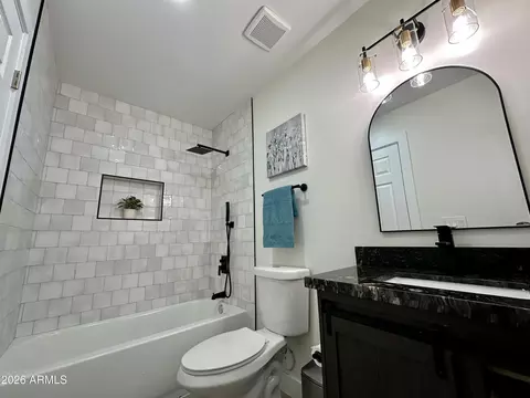 Bath - 5236 S 19th Ave, Phoenix, AZ 85041 photo 7 of 8