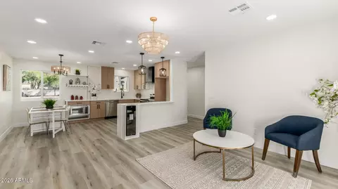 5236 S 19th Ave, Phoenix, AZ 85041