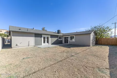 Exterior - 5236 S 19th Ave, Phoenix, AZ 85041 photo 4 of 6