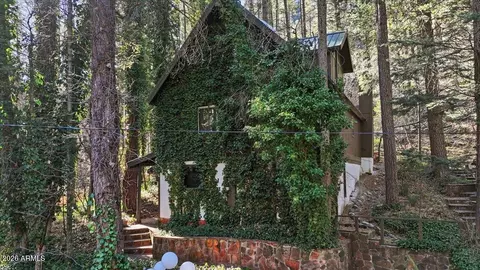 621 N Harding Dr, Sedona, AZ 86336