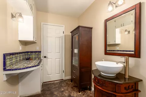 722 E Mclellan Blvd, Phoenix, AZ 85014 photo 24