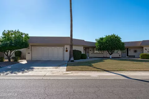 10501 W Loma Blanca Dr, Sun City, AZ 85351