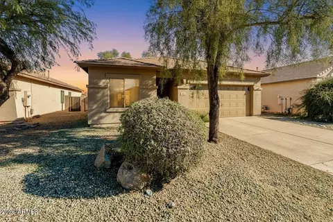 913 S 115th Dr, Avondale, AZ 85323