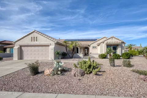 17320 N Thoroughbred Dr, Surprise, AZ 85374
