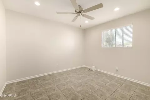 3702 N 64th Dr, Phoenix, AZ 85033 photo 19