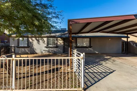3702 N 64th Dr, Phoenix, AZ 85033