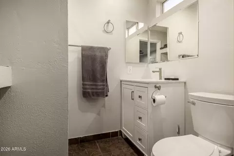 3702 N 64th Dr, Phoenix, AZ 85033 photo 14