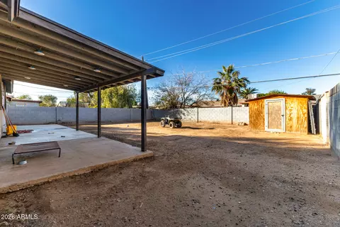 3702 N 64th Dr, Phoenix, AZ 85033 photo 23