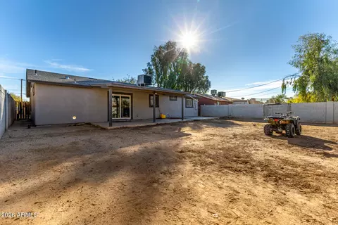 3702 N 64th Dr, Phoenix, AZ 85033 photo 24