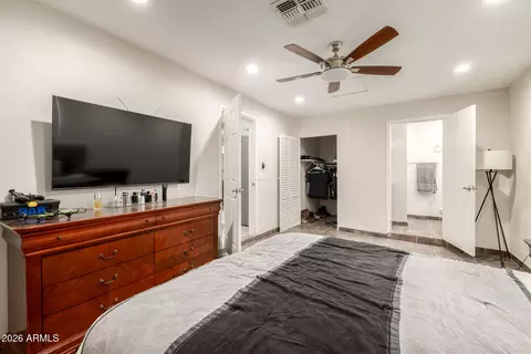 3702 N 64th Dr, Phoenix, AZ 85033 photo 13