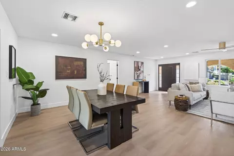 3402 E Mercer Ln, Phoenix, AZ 85028 photo 8