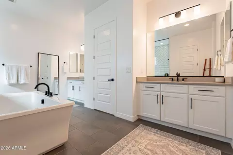 Bath - 9960 E Strobe Ave, Mesa, AZ 85212 photo 4 of 11