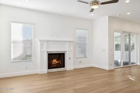 Living - 3814 E Crittenden Ln, Phoenix, AZ 85018 photo 2 of 3
