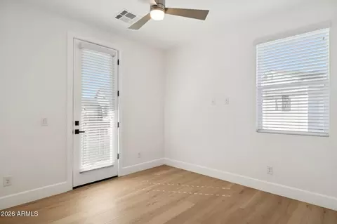 Bedroom - 3814 E Crittenden Ln, Phoenix, AZ 85018 photo 7 of 10