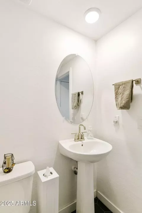 Bath - 9436 E Supernova Dr, Mesa, AZ 85212 photo 1 of 5