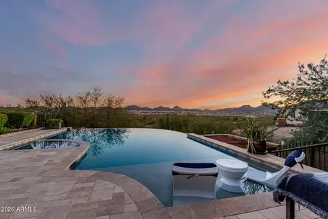 8337 W El Cortez Pl, Peoria, AZ 85383