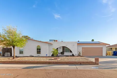 4743 W Laurie Ln, Glendale, AZ 85302