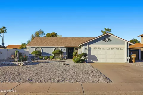 7402 W Sierra St, Peoria, AZ 85345
