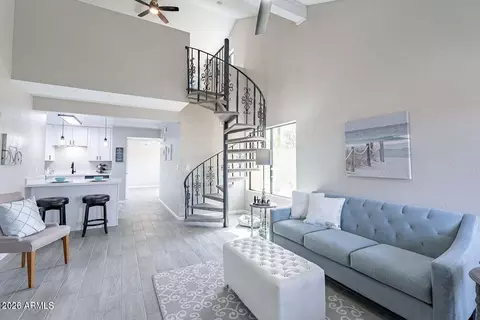 4901 S Calle Los Cerros Dr #206, Tempe, AZ 85282