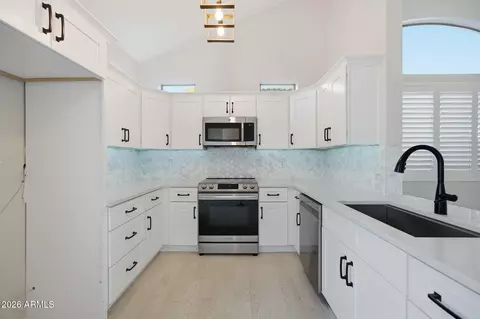 9918 Escondido Ave, Mesa, AZ 85208 photo 8