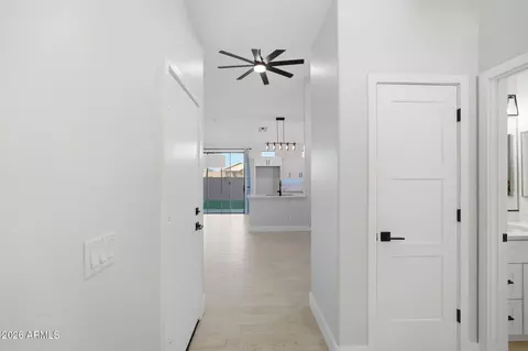 9918 Escondido Ave, Mesa, AZ 85208 photo 4