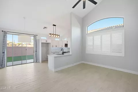 9918 Escondido Ave, Mesa, AZ 85208 photo 5