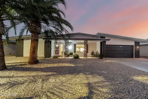 11113 W Palmeras Dr, Sun City, AZ 85373