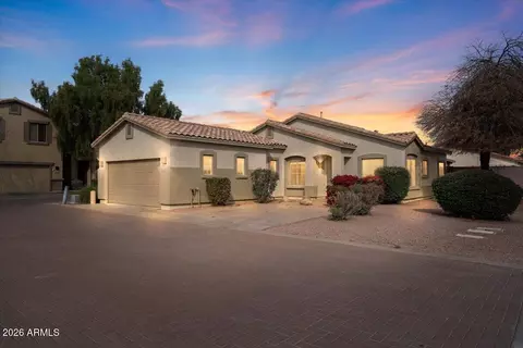 6258 S Nash Way, Chandler, AZ 85249