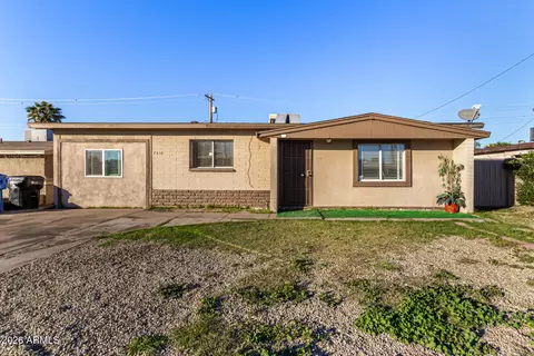 7518 W Whitton Ave, Phoenix, AZ 85033