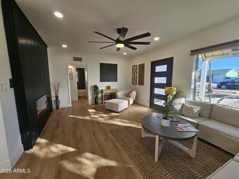 4234 N 2nd Dr, Phoenix, AZ 85013 photo 3