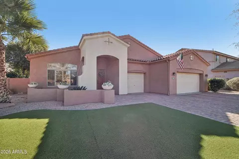 1051 W Sierra Madre Ave, Gilbert, AZ 85233