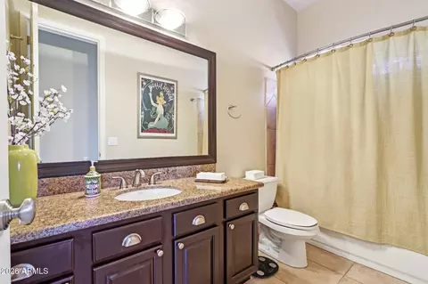 Bath - 6719 N 15th Ave, Phoenix, AZ 85015 photo 3 of 3