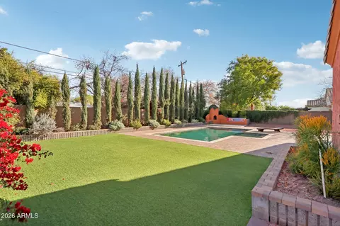 Exterior - 6719 N 15th Ave, Phoenix, AZ 85015 photo 2 of 9