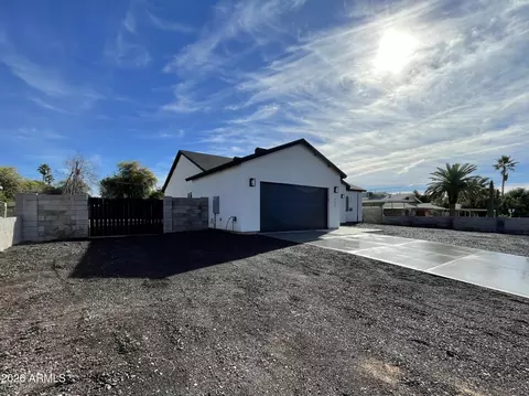 Exterior - 335 N 80th Pl, Mesa, AZ 85207 photo 5 of 7